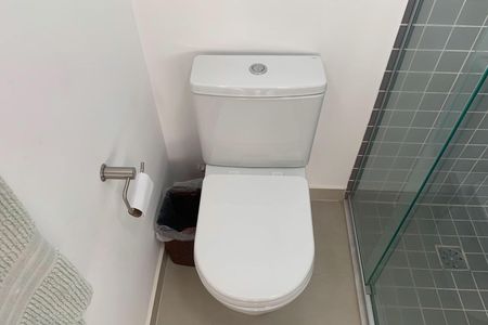 Apartamento para alugar com 53m², 1 quarto e 1 vaga Apartamento para alugar com 53m², 1 quarto e 1 vagaBanheiro da Suíte