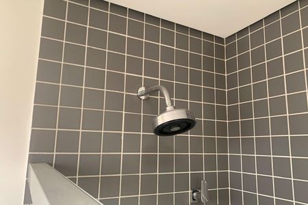 Apartamento para alugar com 53m², 1 quarto e 1 vaga Apartamento para alugar com 53m², 1 quarto e 1 vagaBanheiro da Suíte