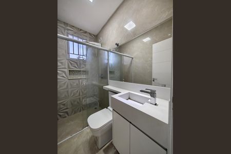 Casa à venda com 138m², 3 quartos e 2 vagas Casa à venda com 138m², 3 quartos e 2 vagasBanheiro da Suíte 3