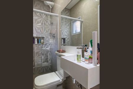 Casa à venda com 138m², 3 quartos e 2 vagas Casa à venda com 138m², 3 quartos e 2 vagasBanheiro Social