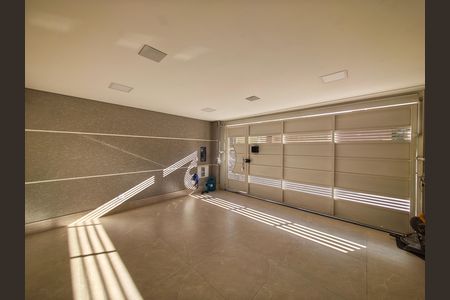 Casa à venda com 138m², 3 quartos e 2 vagas Casa à venda com 138m², 3 quartos e 2 vagasGaragem