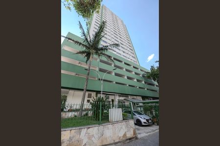 Apartamento à venda com 29m², 1 quarto e 1 vaga Apartamento à venda com 29m², 1 quarto e 1 vagaFachada