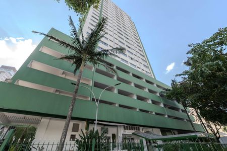 Apartamento à venda com 29m², 1 quarto e 1 vaga Apartamento à venda com 29m², 1 quarto e 1 vagaFachada