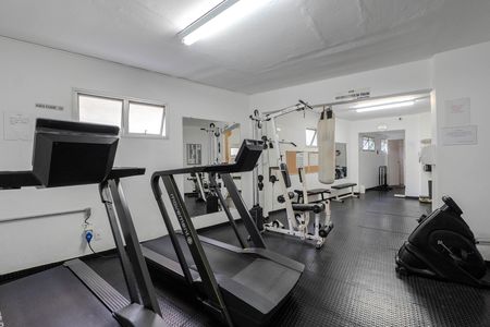 Apartamento à venda com 29m², 1 quarto e 1 vaga Apartamento à venda com 29m², 1 quarto e 1 vagaÁrea comum - Academia