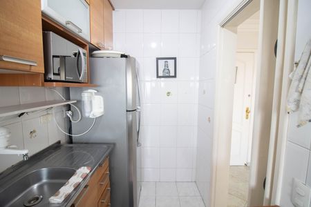 Apartamento para alugar com 79m², 2 quartos e 1 vagaCOZINHA