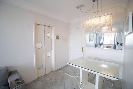 SALA de apartamento para alugar com 2 quartos, 79m² em Jardim das Laranjeiras, São Paulo