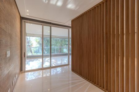Apartamento à venda com 3 quartos, 222m² em Campo Belo, São Paulo