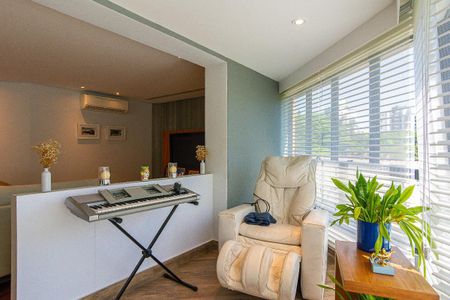 Apartamento à venda com 241m², 4 quartos e 4 vagas