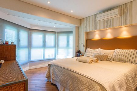 Apartamento à venda com 241m², 4 quartos e 4 vagas
