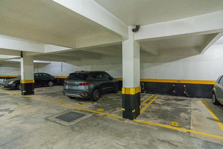 Apartamento à venda com 241m², 4 quartos e 4 vagas