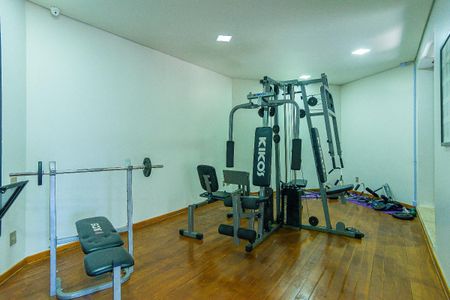 Apartamento à venda com 241m², 4 quartos e 4 vagas
