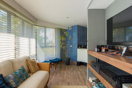 Apartamento à venda com 241m², 4 quartos e 4 vagas