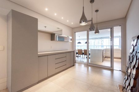Apartamento à venda com 335m², 4 quartos e 4 vagas
