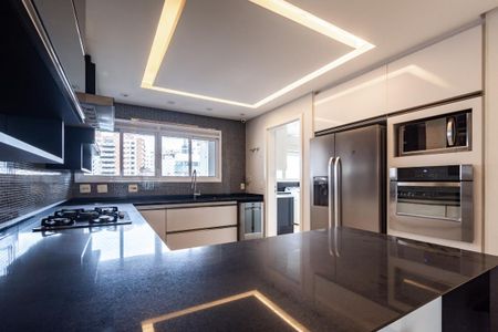 Apartamento à venda com 335m², 4 quartos e 4 vagas