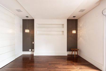 Apartamento à venda com 4 quartos, 335m² em Vila Uberabinha, São Paulo