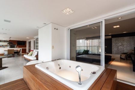 Apartamento à venda com 335m², 4 quartos e 4 vagas
