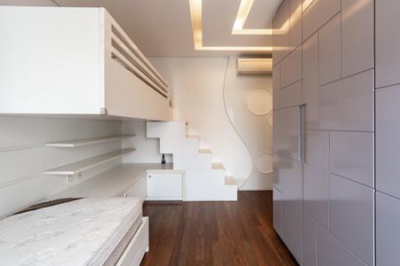 Apartamento à venda com 335m², 4 quartos e 4 vagas