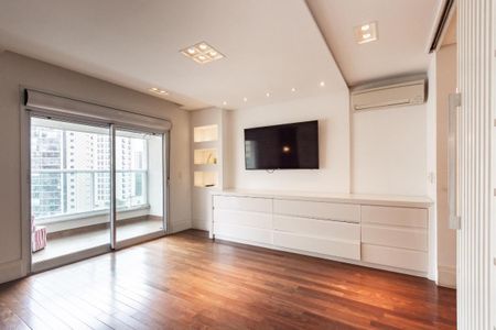 Apartamento à venda com 335m², 4 quartos e 4 vagas