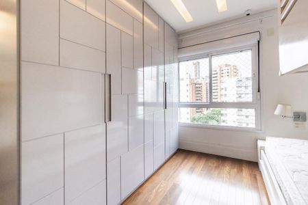 Apartamento à venda com 335m², 4 quartos e 4 vagas
