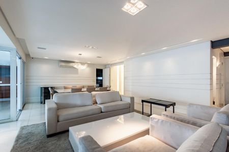 Apartamento à venda com 335m², 4 quartos e 4 vagas
