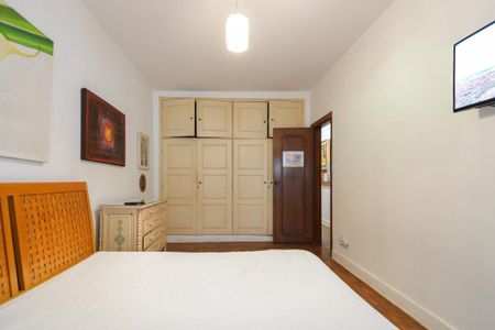 Casa à venda com 275m², 4 quartos e 2 vagas