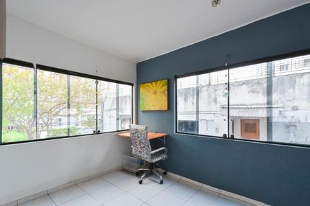 Casa à venda com 4 quartos, 275m² em Jardim da Gloria, São Paulo