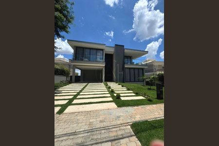 Casa de condomínio à venda com 531m², 4 quartos e 4 vagas