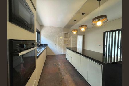 Casa de condomínio à venda com 531m², 4 quartos e 4 vagas