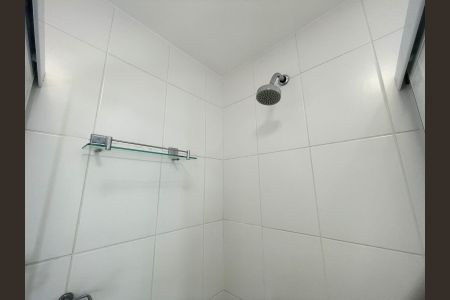Apartamento à venda com 70m², 3 quartos e 2 vagasBanheiro 2
