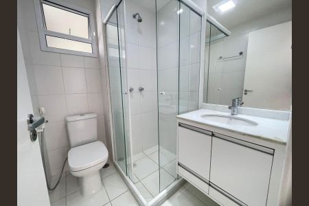 Apartamento à venda com 70m², 3 quartos e 2 vagasBanheiro 1