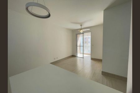 Apartamento à venda com 70m², 3 quartos e 2 vagasSala