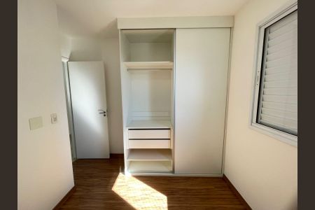 Apartamento à venda com 70m², 3 quartos e 2 vagasQuarto 2