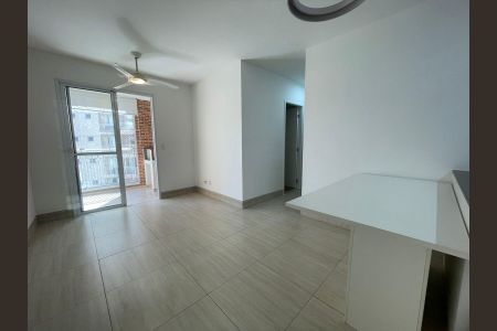 Apartamento à venda com 70m², 3 quartos e 2 vagasSala