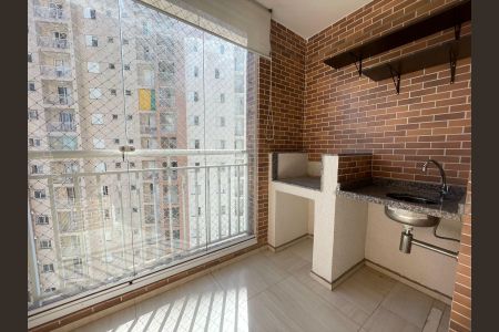 Apartamento à venda com 70m², 3 quartos e 2 vagasVaranda