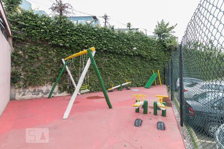 Apartamento para alugar com 50m², 2 quartos e 1 vaga Apartamento para alugar com 50m², 2 quartos e 1 vagaÁrea comum - Playground