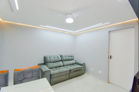 Sala de apartamento para alugar com 2 quartos, 50m² em Jardim Valeria, Guarulhos