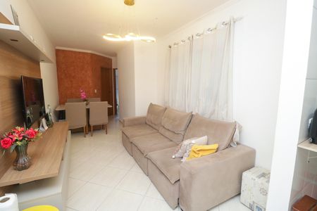 Sala de apartamento à venda com 2 quartos, 55m² em Vila Luzita, Santo André