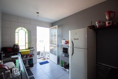 Casa à venda com 200m², 2 quartos e sem vaga Casa à venda com 200m², 2 quartos e sem vagaCozinha
