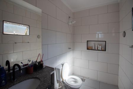 Casa à venda com 200m², 2 quartos e sem vaga Casa à venda com 200m², 2 quartos e sem vagaBanheiro