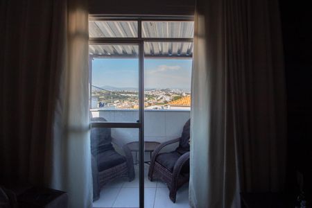 Varanda da Sala de casa à venda com 2 quartos, 200m² em Minas Caixa, Belo Horizonte