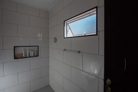 Casa à venda com 200m², 2 quartos e sem vaga Casa à venda com 200m², 2 quartos e sem vagaBanheiro