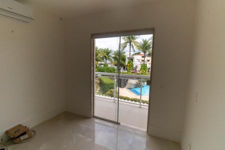 Casa à venda com 1000m², 5 quartos e 3 vagas Casa à venda com 1000m², 5 quartos e 3 vagasQuarto 1