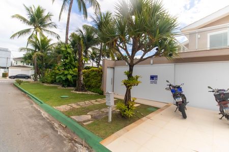Casa à venda com 1000m², 5 quartos e 3 vagas Casa à venda com 1000m², 5 quartos e 3 vagasPlaquinha