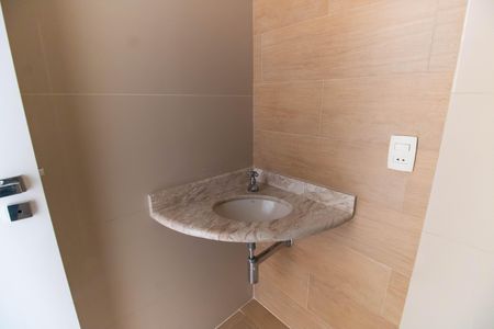 Casa à venda com 1000m², 5 quartos e 3 vagas Casa à venda com 1000m², 5 quartos e 3 vagasBanheiro 2