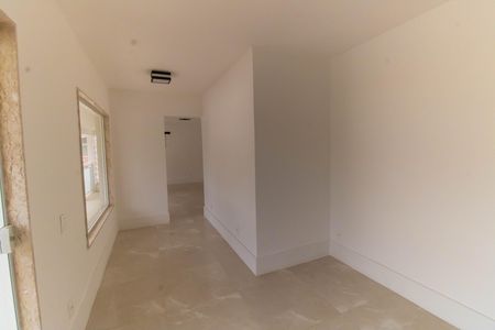 Casa à venda com 1000m², 5 quartos e 3 vagas Casa à venda com 1000m², 5 quartos e 3 vagasSuíte 2