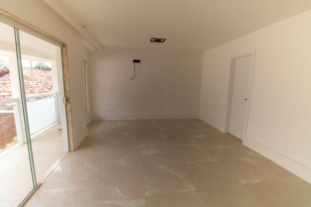 Casa à venda com 1000m², 5 quartos e 3 vagas Casa à venda com 1000m², 5 quartos e 3 vagasSuíte 2