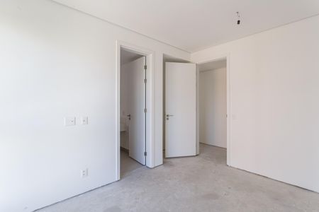 Apartamento à venda com 335m², 4 quartos e 4 vagas Apartamento à venda com 335m², 4 quartos e 4 vagasSuíte 2