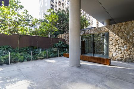 Apartamento à venda com 335m², 4 quartos e 4 vagas Apartamento à venda com 335m², 4 quartos e 4 vagasÁrea comum
