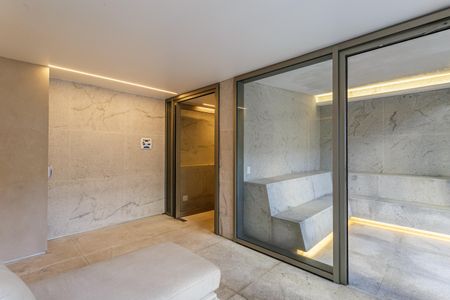 Apartamento à venda com 335m², 4 quartos e 4 vagas Apartamento à venda com 335m², 4 quartos e 4 vagasSaúna