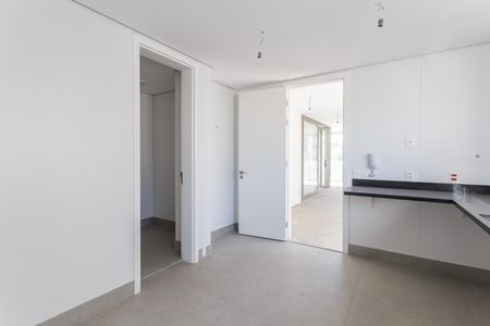 Apartamento à venda com 335m², 4 quartos e 4 vagas Apartamento à venda com 335m², 4 quartos e 4 vagasCozinha